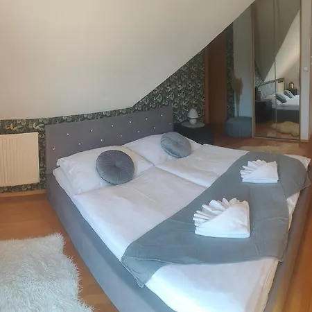 Hotel Orlan Bratislava Exterior photo