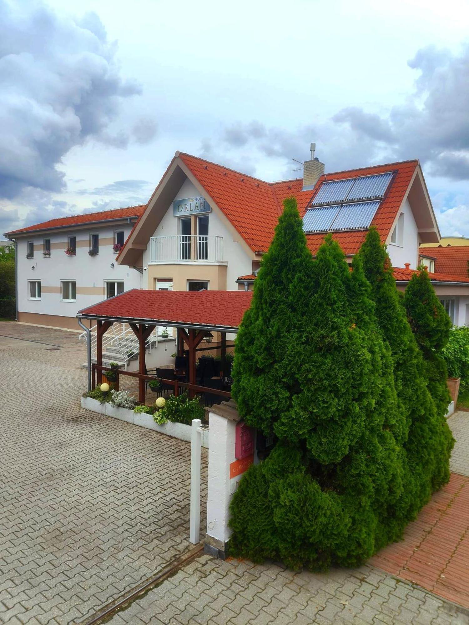 Orlan 3* Братислава
